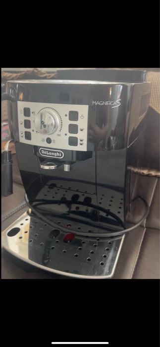 Espressor automat De’Longhi Magnifica S