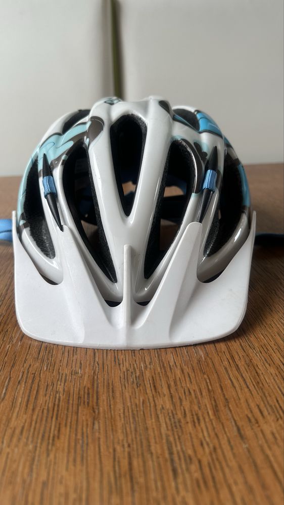 Предпазна  каска GIRO