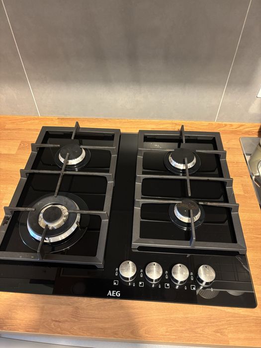 Vand plita pe gaze AEG