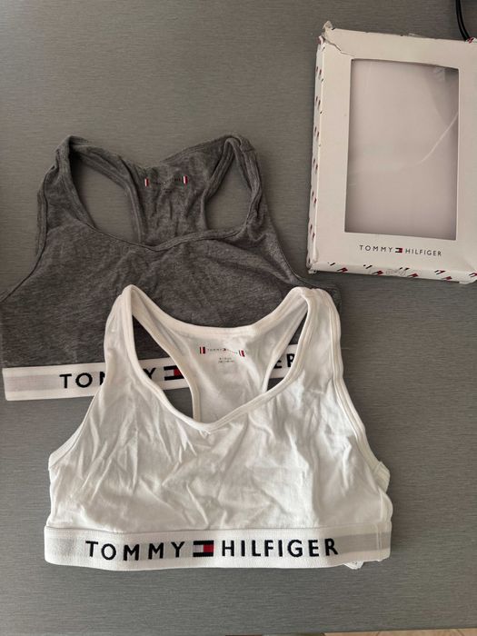 Спортни бюстиета за момичета 8-10г. Tommy Hilfiger