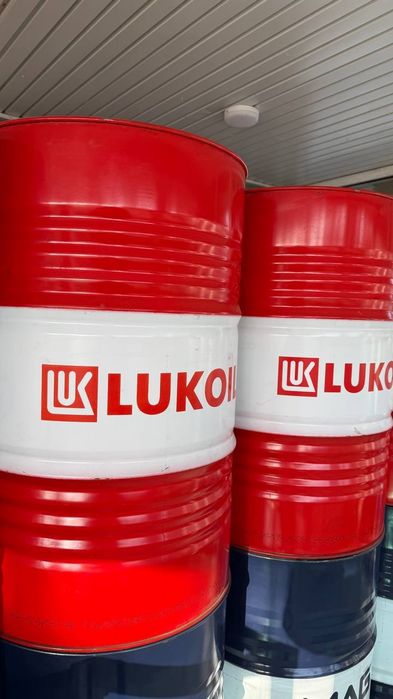 Metal bochkalar sotiladi