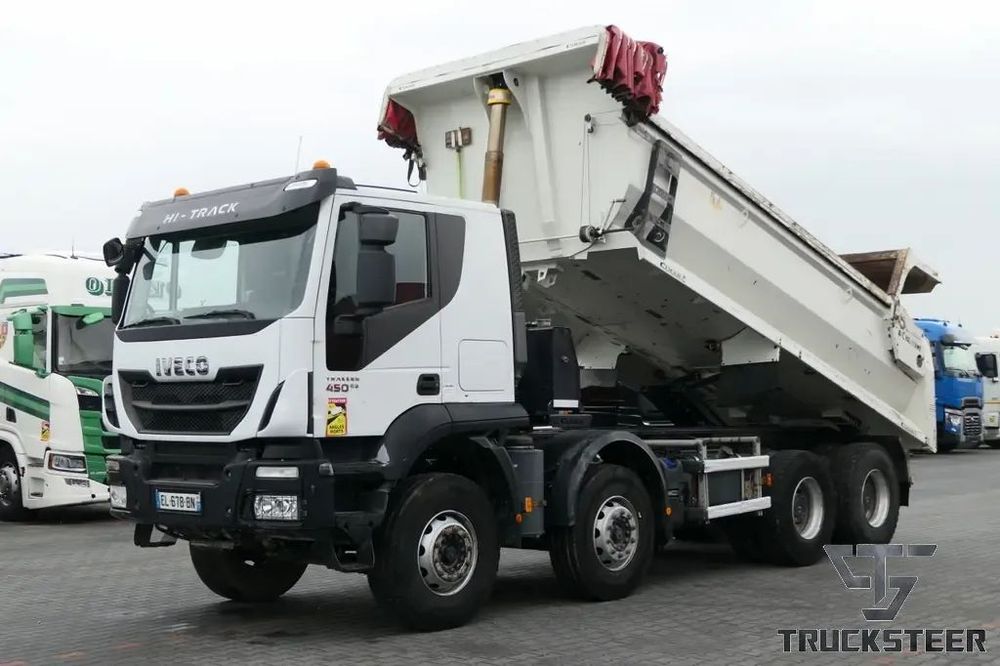 Iveco Trakker 450 Avans leasing de la 15% Iveco Trakker 450 E6 8x4 18m3 03/2017