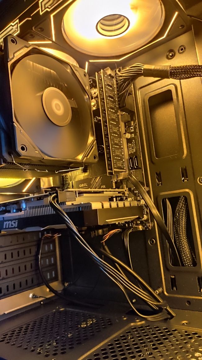 Системный блок i7 4790, без видеокарты, DDR3 16гб