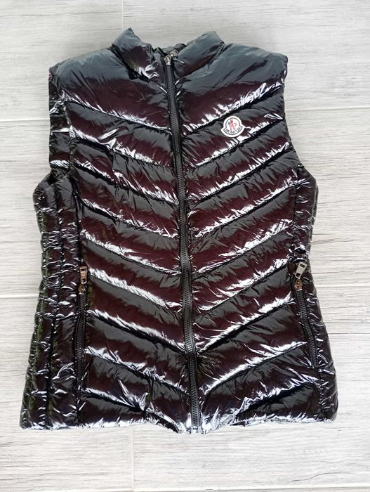Moncler Down дамски лъскав елек от гъши пух размер L-XL