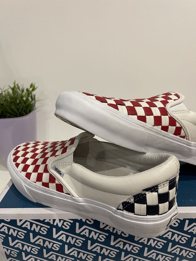 Нови мъжки кожени кецове VANS Classic Slip-On V