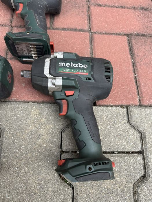 Masina de insurubat cu impact Metabo SSW 18 LTX 800 BL