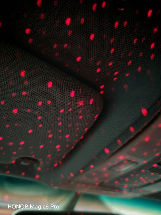 Încărcător auto retractabil Preț promoțional! cu lumini plafon Nou