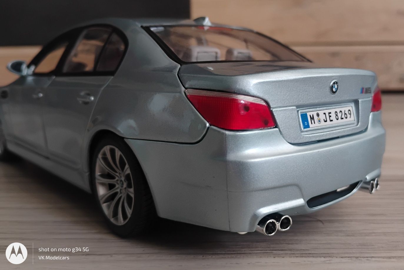 BMW E60 1:18 Maisto