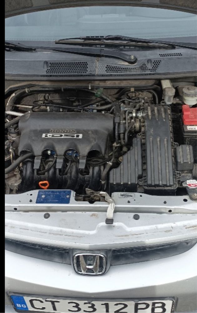 Honda jazz 1.4 i 83 к.с