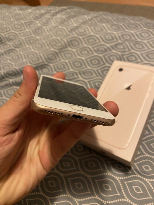 iPhone 8 Gold 64gb
