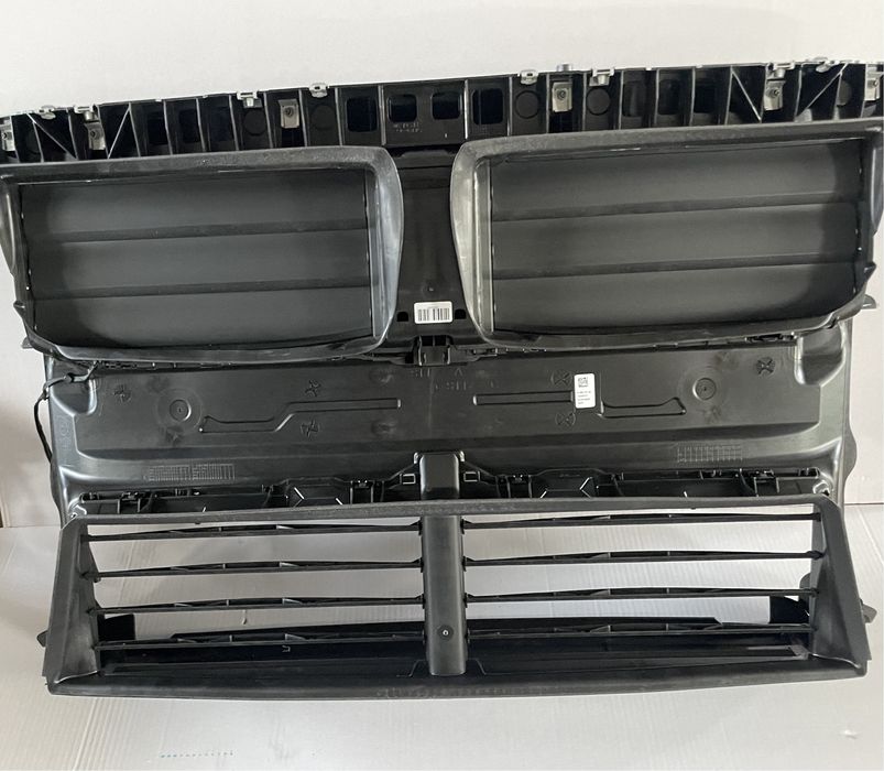 Tragar trager BMW X1 F48 deflector