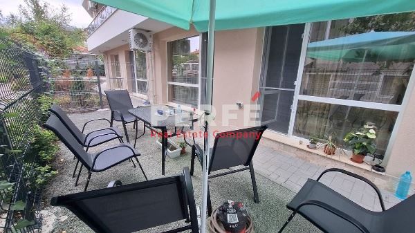 Продава се Двустаен апартамент в Бургас, Сарафово - 54 кв.м за 2408 €/кв.м - Снимка #6