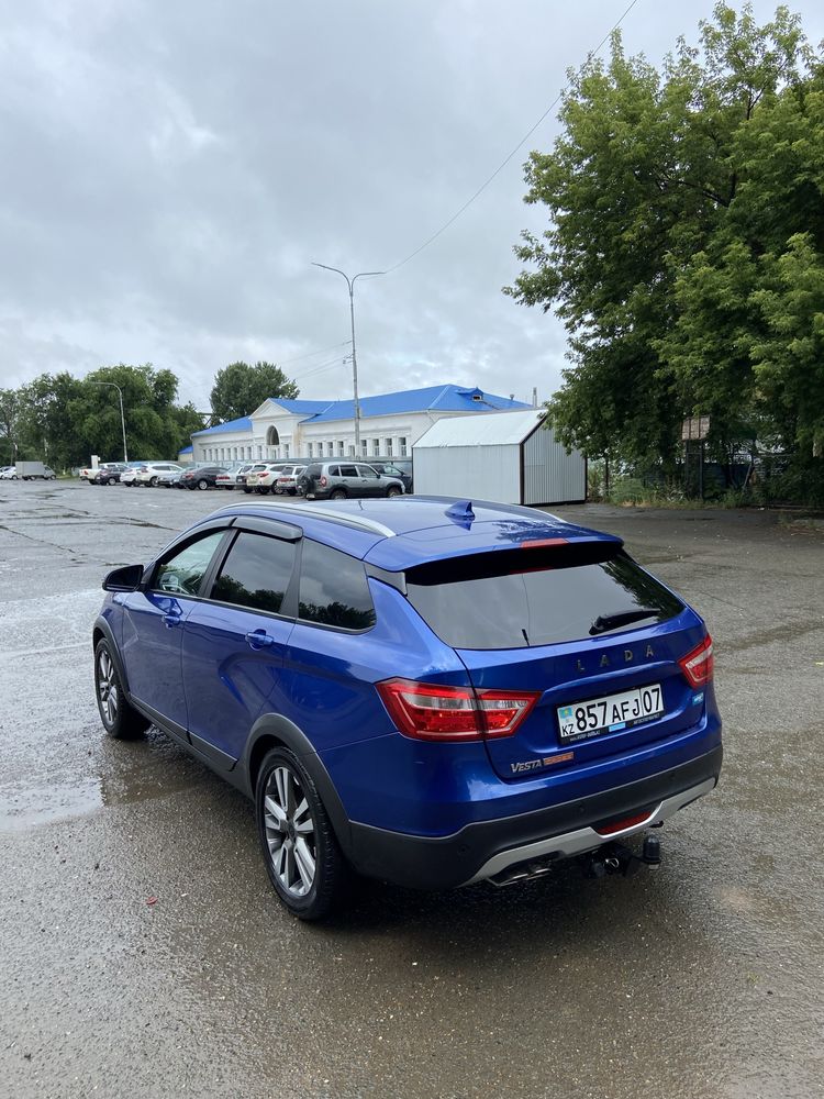 Lada Vesta sw cross