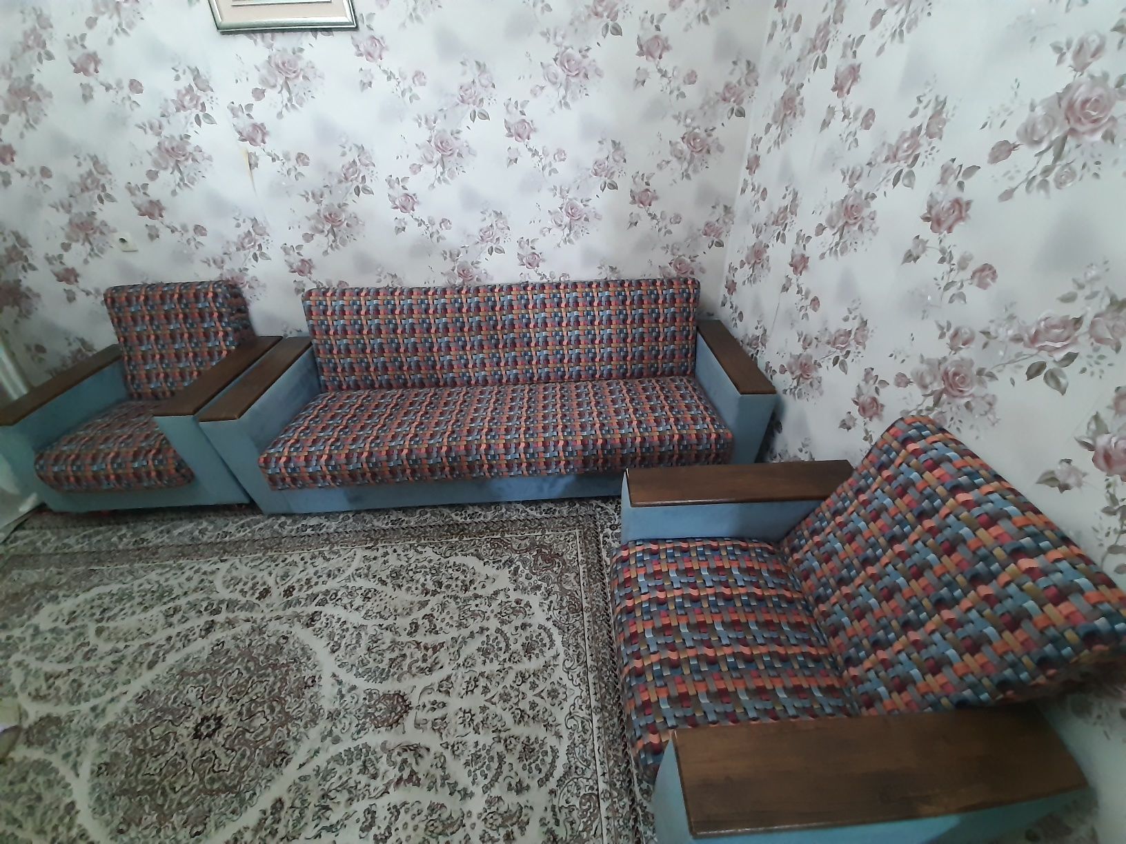 Диван с креслами б/У
