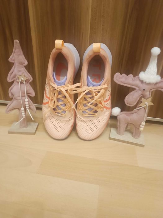 Оригинални Дамски маратонки Nike