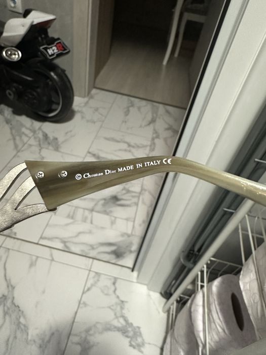 Дамски слънчеви очила