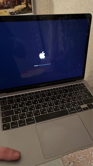 Продам macbook air m1