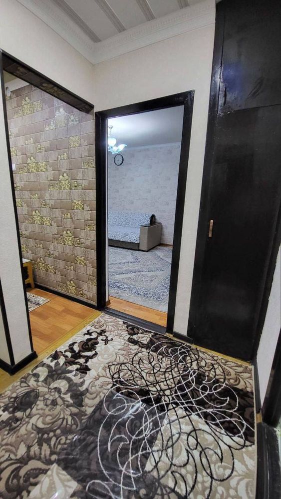 Срочно сдаётся Хакимияат 1х 44 квадрат 2,6 балкон