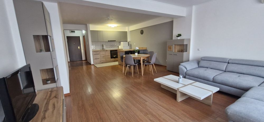 Închiriez Apartament cu 2 camere in LUCEAFĂRUL Oradea langa Hotel RAMA