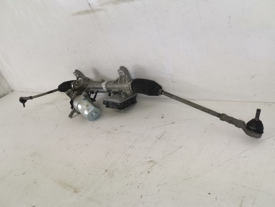 Реноу Туинго / Renault Twingo 3 Оригинална кормилна кутия в добро съст