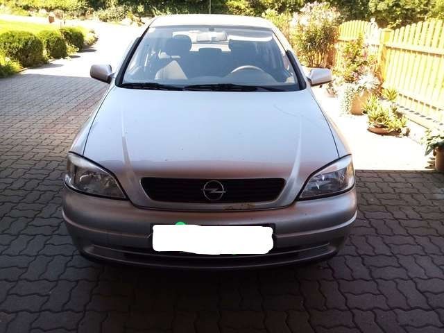 Dezmembrez Opel Astra G anul 2002,  1.7 benzina , volan pe stanga