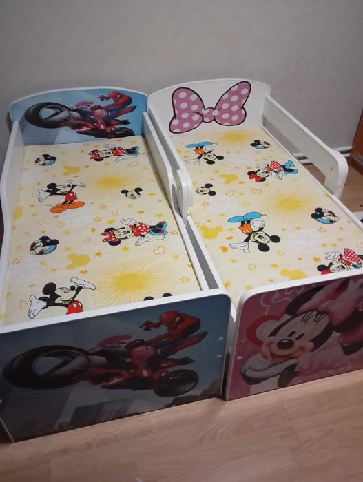 De vanzare pătuțuri pentru copii ,băiat și fetița 400Ron /patut