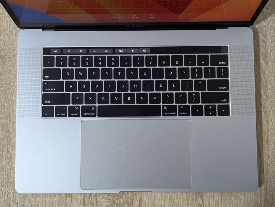 MacBook Pro 15" 16/512GB