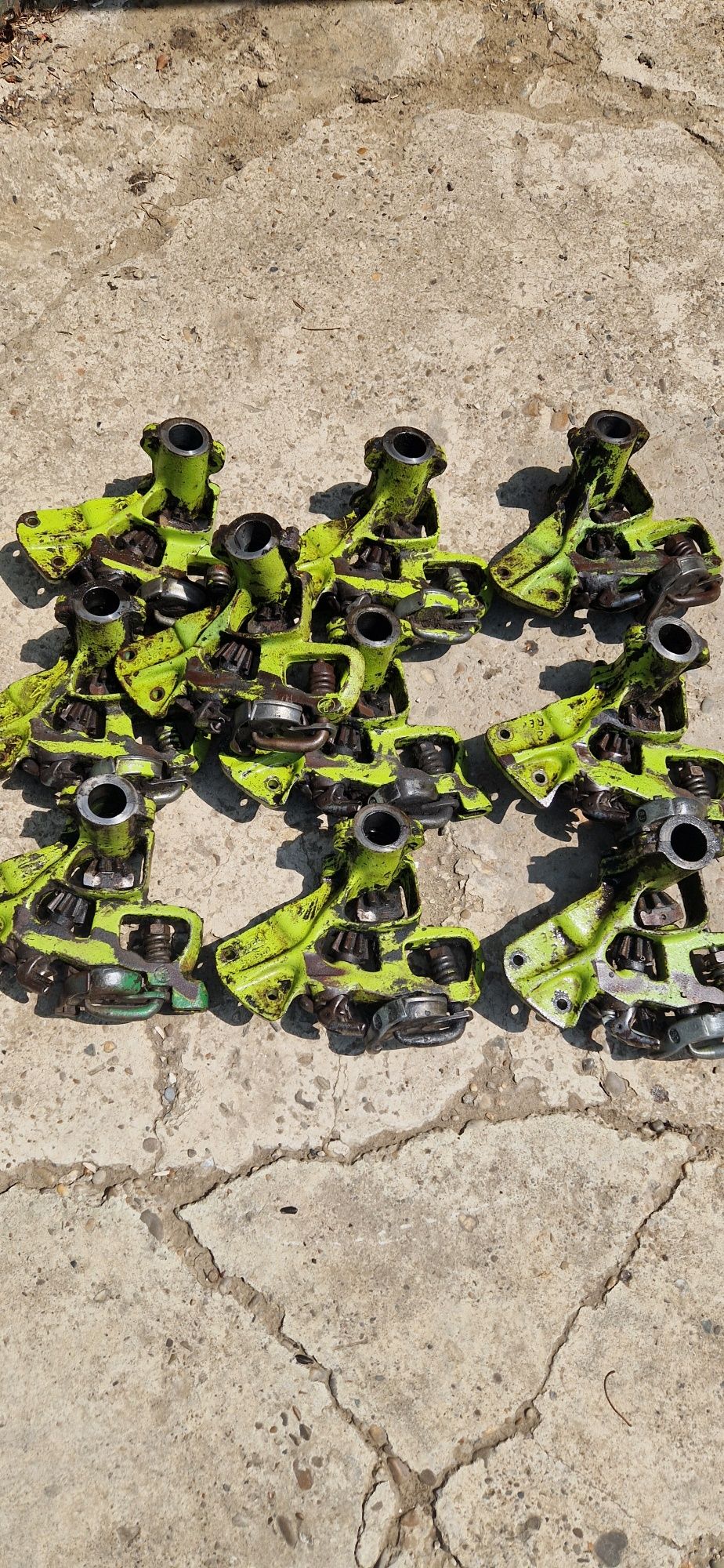 Aparat   legator   corp   cama   presa   Claas  Markant   Trabant