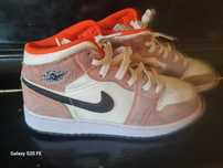 Продавам оригинални маратонки NIKE JORAN