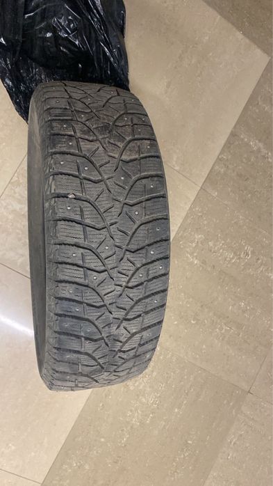 Продам 235/60/18