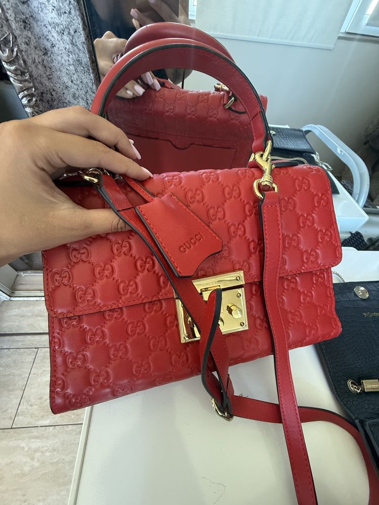 Разпродажба на чанти Gucci