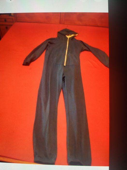 Vând salopeta bărbați L