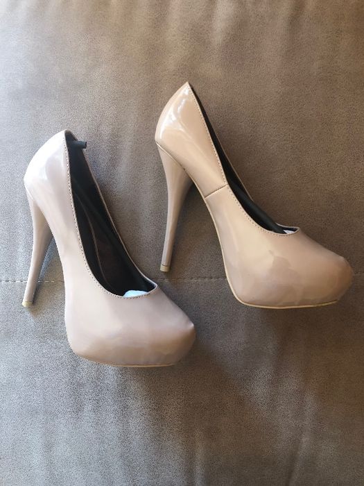 Дамски обувки (нови), р-р 39
