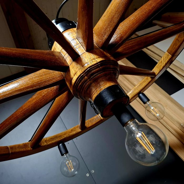 Lustra Rustica Roata Caleasca