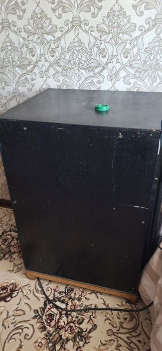 Холодилник мини сотилади