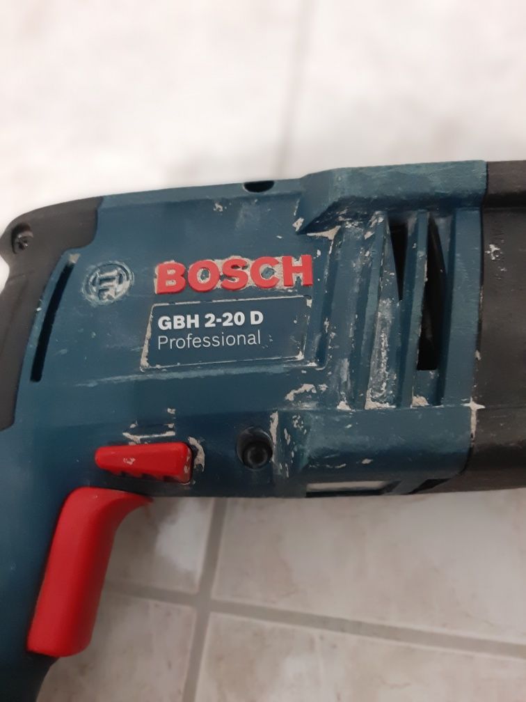 Перфоратор BOSCH GBH 2-20 D