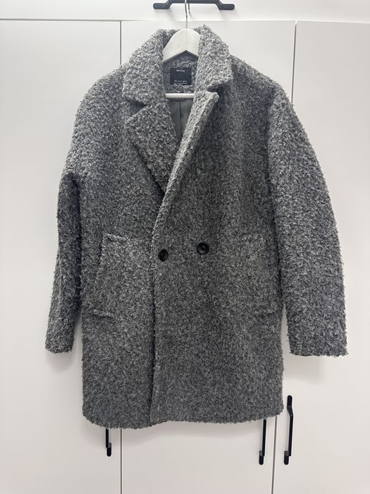 Palton de iarna gri Bershka
