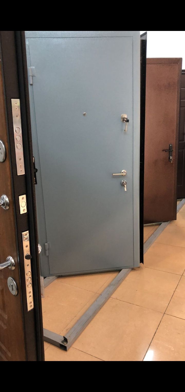 Изготовление металлические двери под заказ. Входные двери.