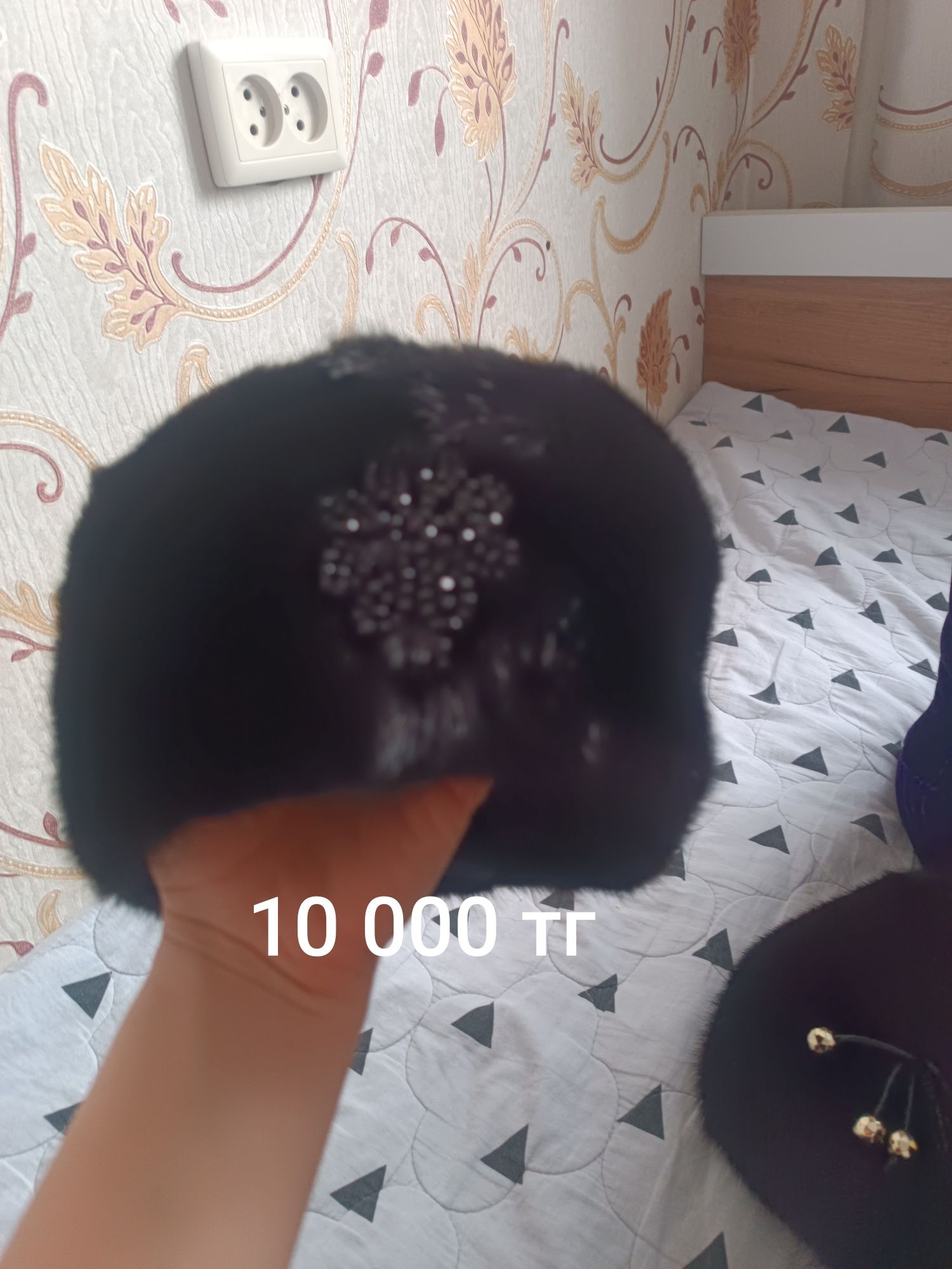 Продам норковую шапку