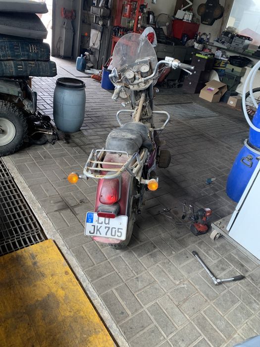 Dezmembrez-Vand motocicleta Daelim daystar 125 cm