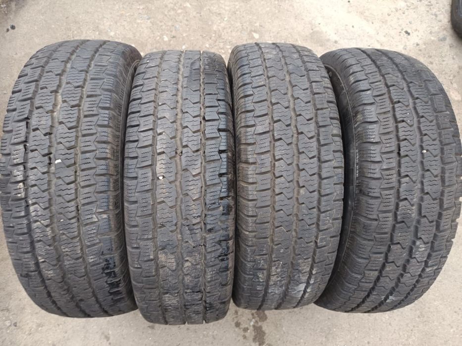 225/75/16 C . 4броя Cintinental VancoFourSeason 2.Гумите са в перфектн