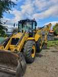 Inchiriez buldoexcavator New Holland LB 115 B