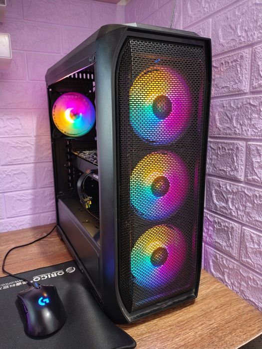 R5 3600/GTX 1080 8GB/16 Ram DDR4 3000Mhz/500GB SSD/600w - компютър