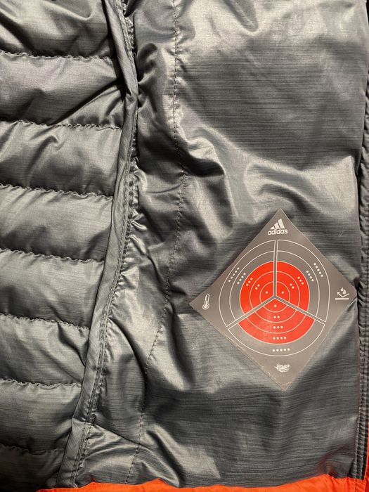 Geaca cu gluga, marca Adidas (de dama)