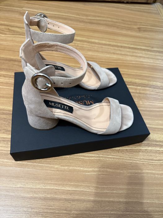 Sandale piele intoarsa