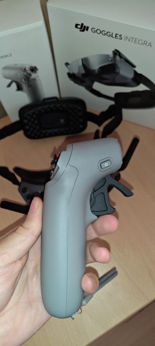 DJI Goggles Integra + RC Motion 2 ново състояние