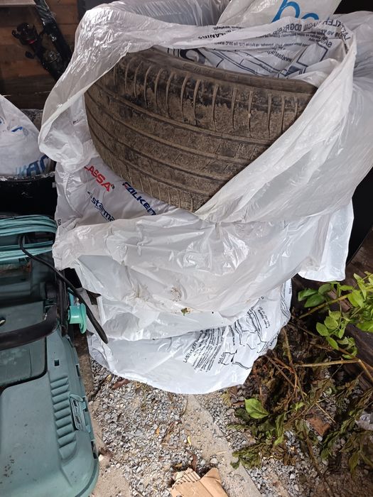 Гуми 17ки свалени преди седмица!