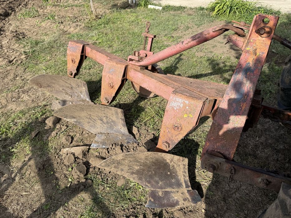 Плуг- за дълбока оран навесен - 3х30