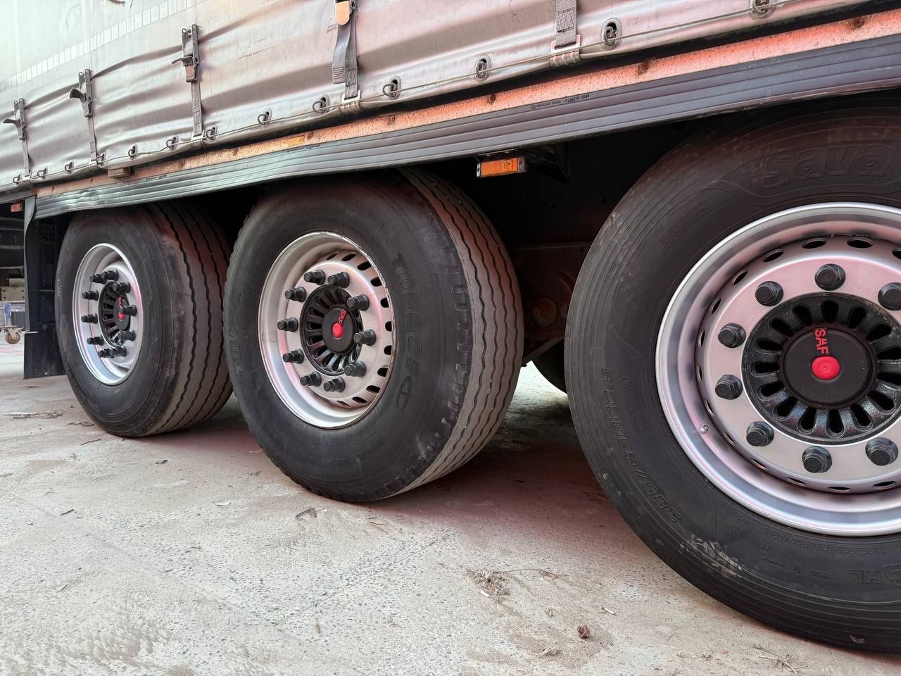 IVECO NP460 + KRONE прицеп Сотилади