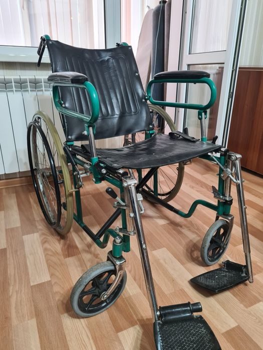 Инвалидная коляска